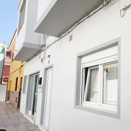 Cozy Estudio Con Wifi Y Solarium Apartment